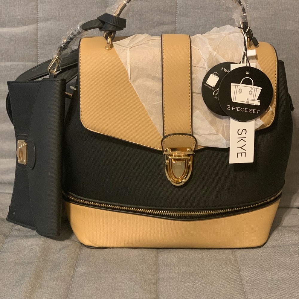 Malibu Sky Callie Convertible Backpack Purse with matching Wristlet